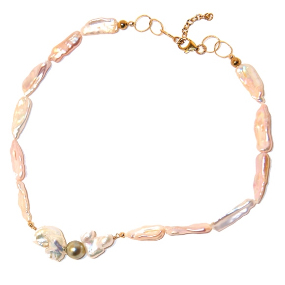 NEW- Soul Butterfly Pink Bow-Tie Pearl Choker Necklace